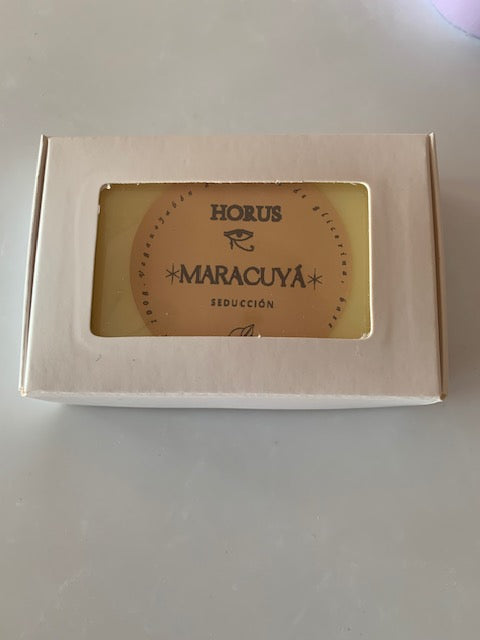 SABÃO ARTESANAL DE MARACUJÁ 100g -VEGANO