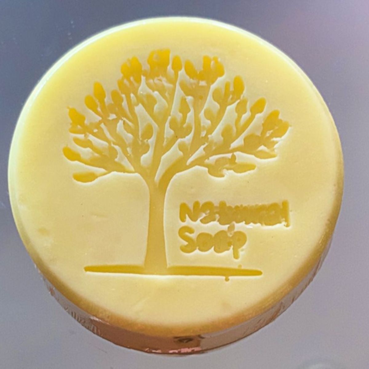 SABONETE ARTESANAL DE MARACUJÁ 80g